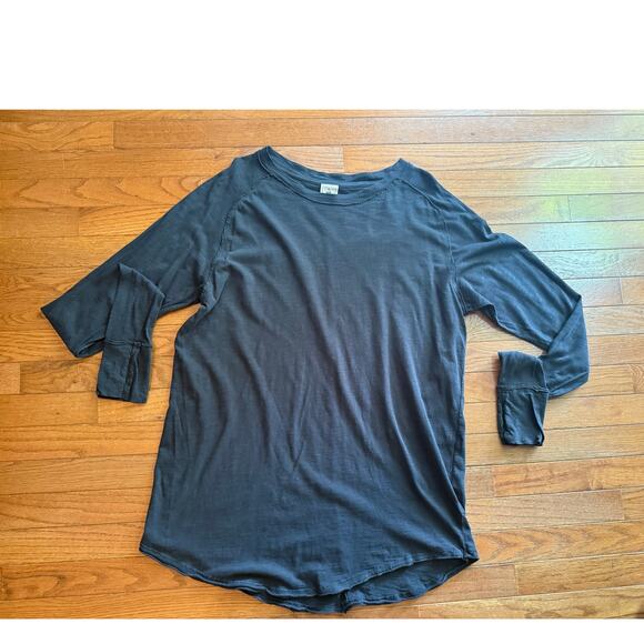 We The free long Sleeve tee Medium Charcoal/vintage black Raw Hem - Picture 3 of 14